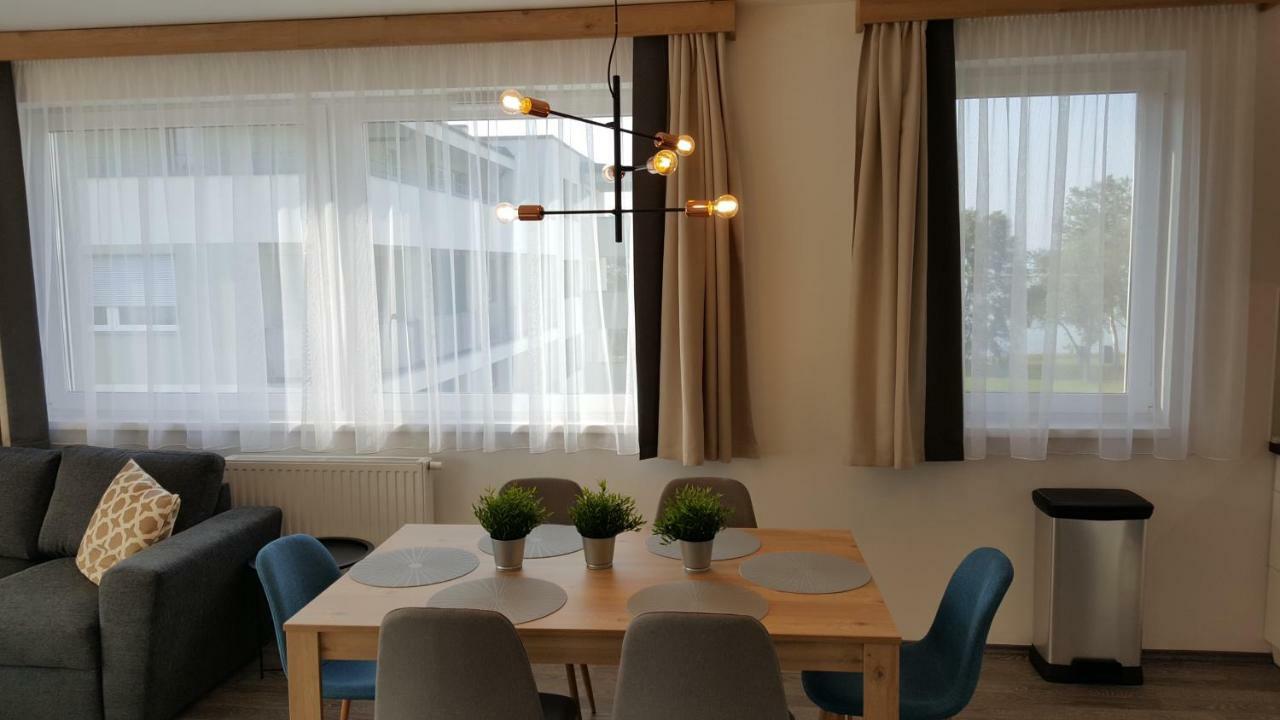 Lelle Resort Cb34 Balatonlelle Luaran gambar