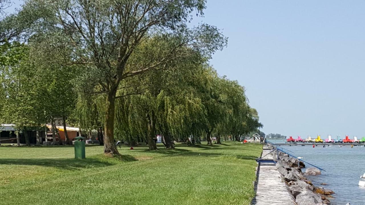 Lelle Resort Cb34 Balatonlelle Luaran gambar