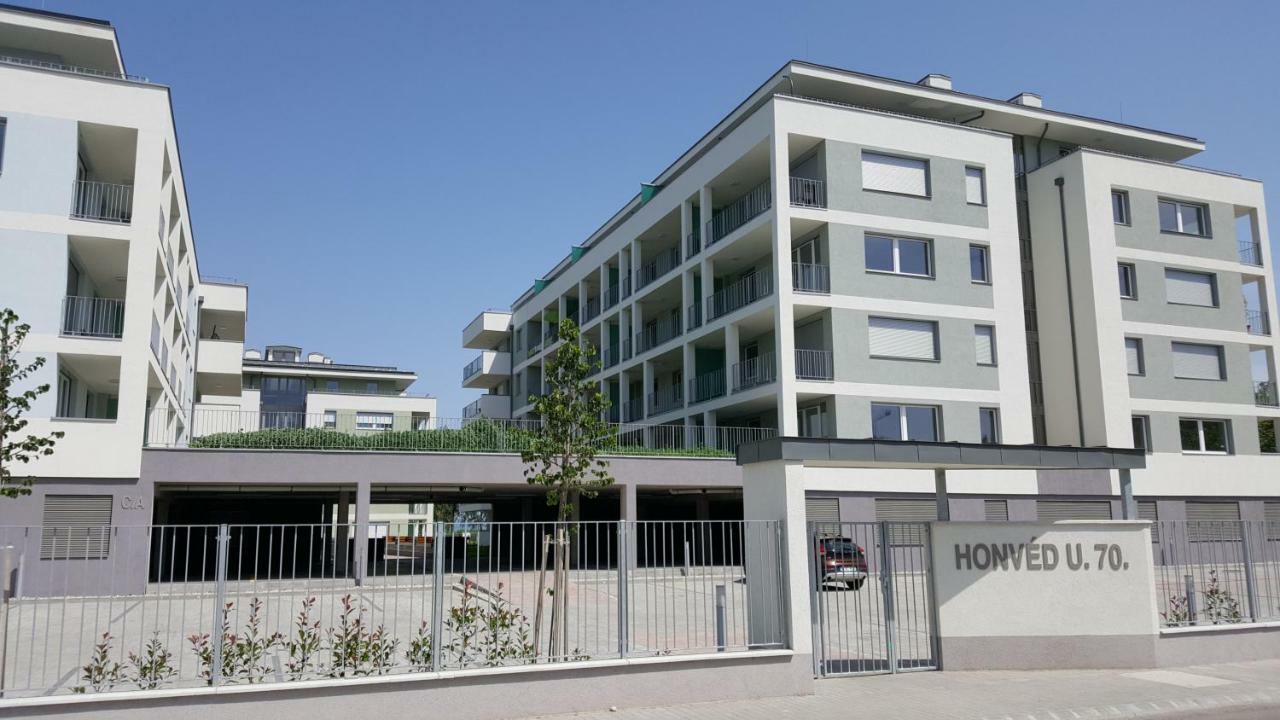 Lelle Resort Cb34 Balatonlelle Luaran gambar