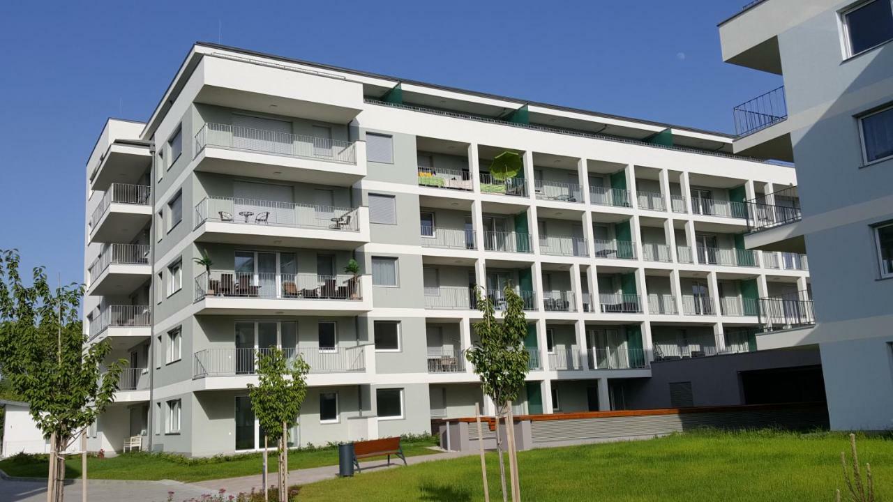 Lelle Resort Cb34 Balatonlelle Luaran gambar